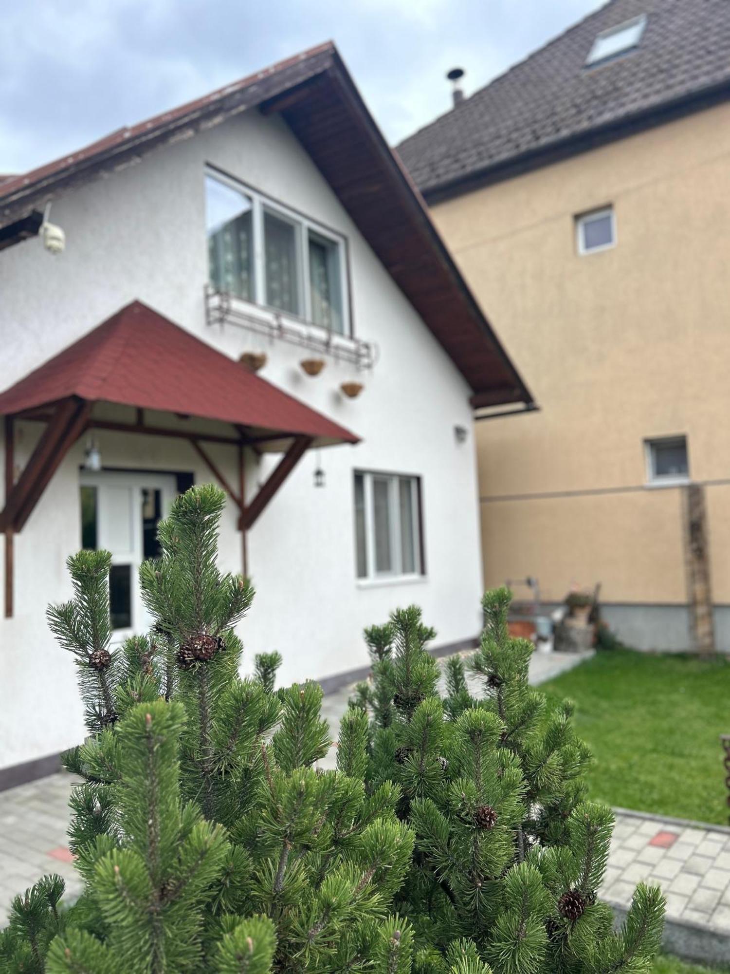 Like Home Râşnov Exterior photo